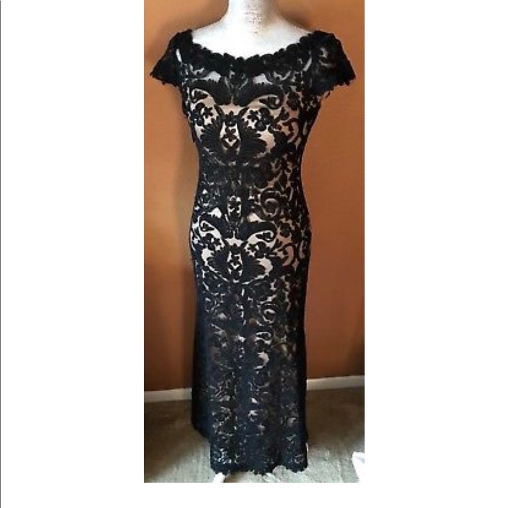 SOLD! Tadashi Shoji Lace Mermaid Gown - ChicEwe - Picture 1 of 6